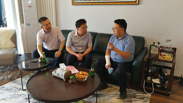 图片4.jpg 图片4.jpg